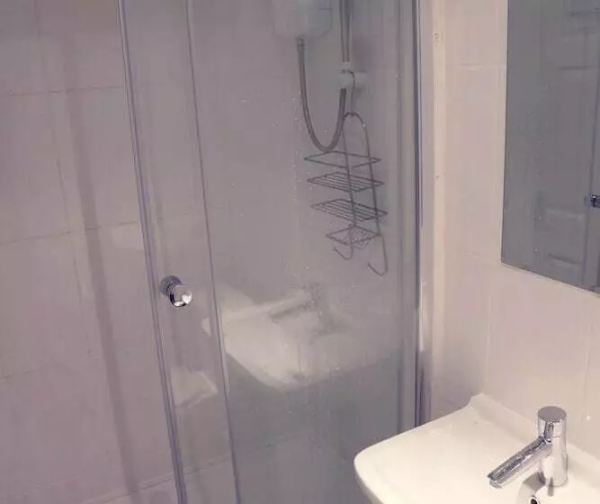 Camden Road Apartments