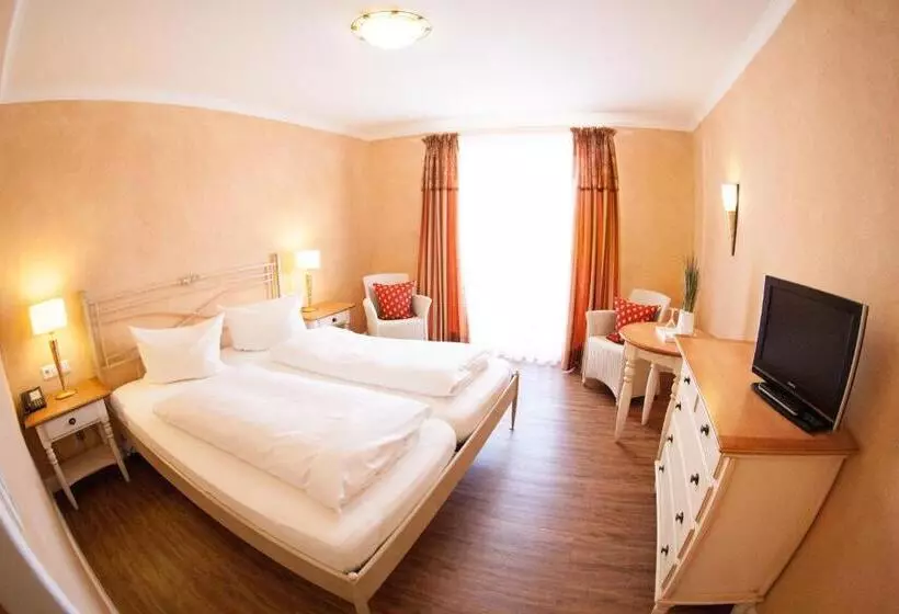 Hirsch1783 Hotel Landhaus