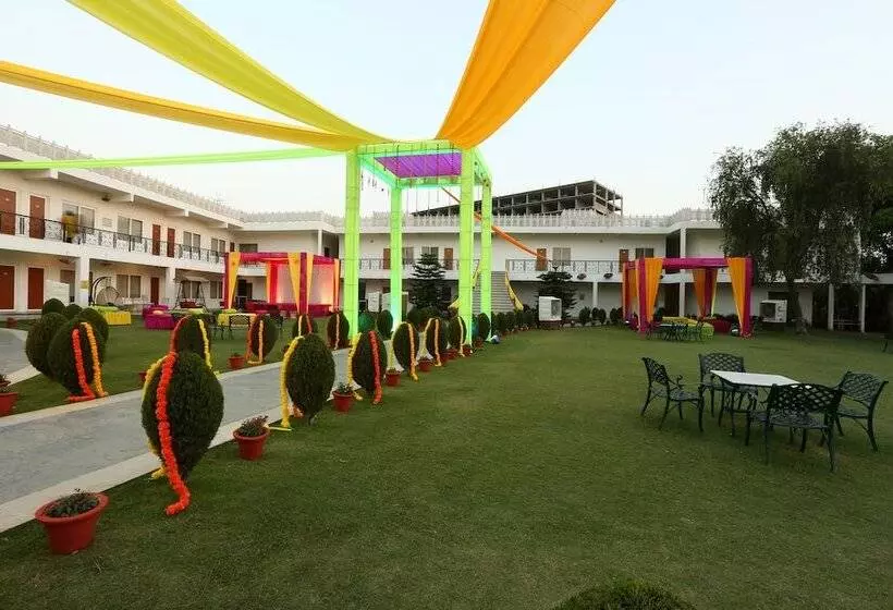 酒店 Aapno Ghar Resort & Amusement Park