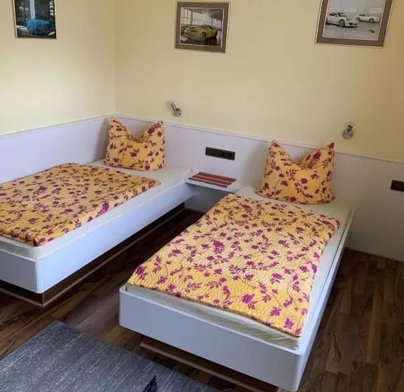 Besotel Mettmann Schicke Fewo Oder Apartments Nähe Golfplatz Gruiten Und Neandertal Mit Glasfaser Wl