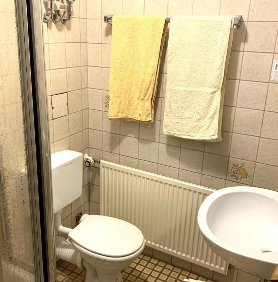 Besotel Mettmann Schicke Fewo Oder Apartments Nähe Golfplatz Gruiten Und Neandertal Mit Glasfaser Wl