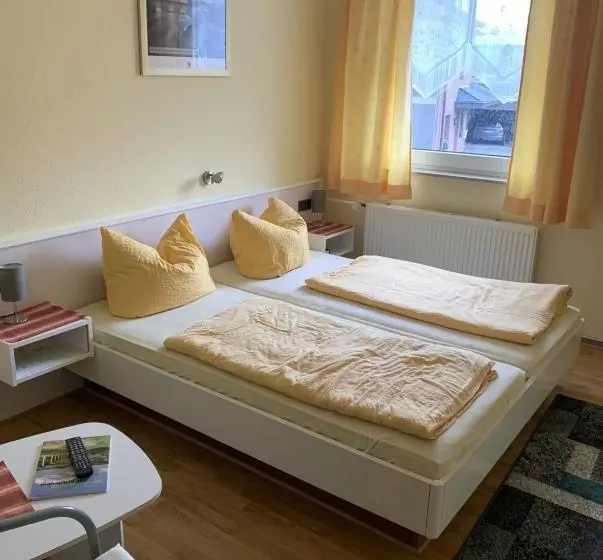 Besotel Mettmann Schicke Fewo Oder Apartments Nähe Golfplatz Gruiten Und Neandertal Mit Glasfaser Wl