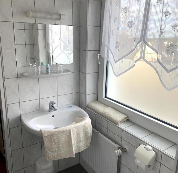 Besotel Mettmann Schicke Fewo Oder Apartments Nähe Golfplatz Gruiten Und Neandertal Mit Glasfaser Wl