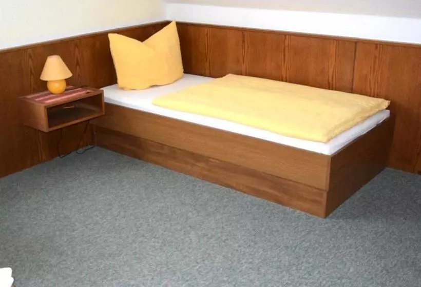 Besotel Mettmann Schicke Fewo Oder Apartments Nähe Golfplatz Gruiten Und Neandertal Mit Glasfaser Wl