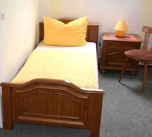 Besotel Mettmann Schicke Fewo Oder Apartments Nähe Golfplatz Gruiten Und Neandertal Mit Glasfaser Wl