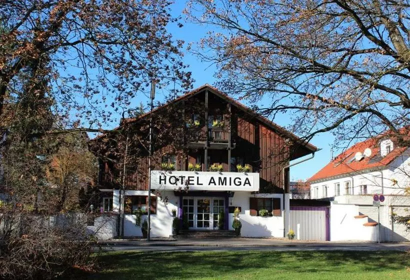 בית מלון כפרי Amiga