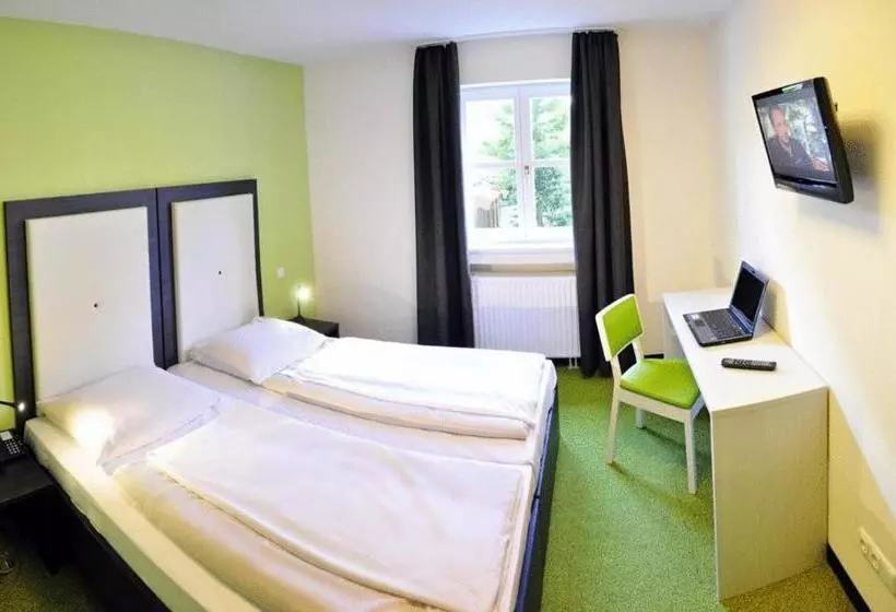 בית מלון כפרי Amiga