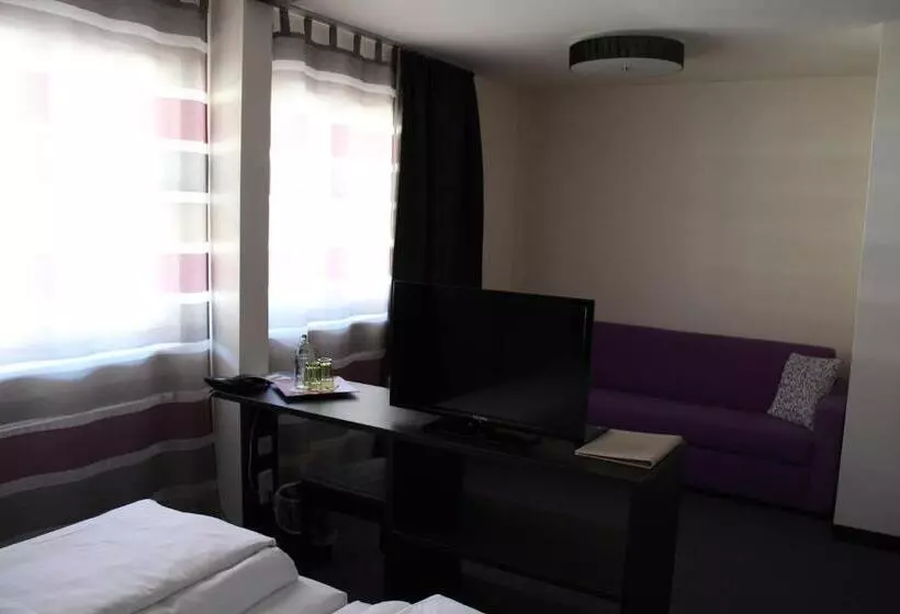 בית מלון כפרי Amiga