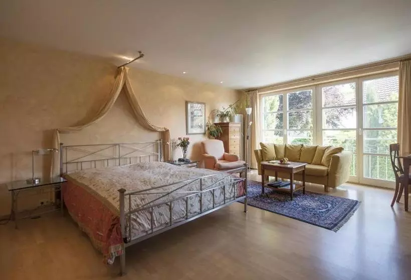 ホテル Artvilla Am See   Buchbar Bis 31 Juni 2024