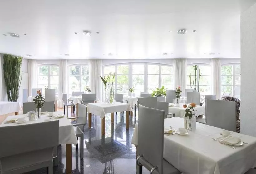 ホテル Artvilla Am See   Buchbar Bis 31 Juni 2024