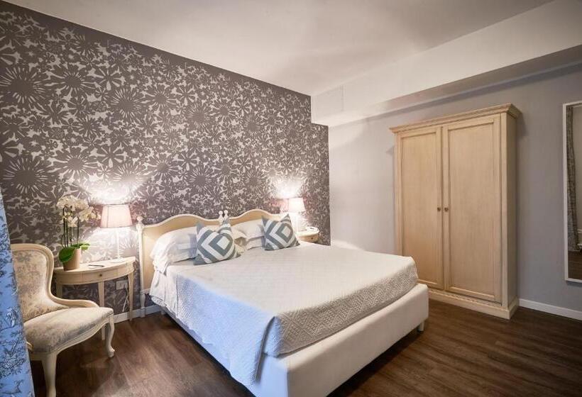 Отель Clodia   Adults Only