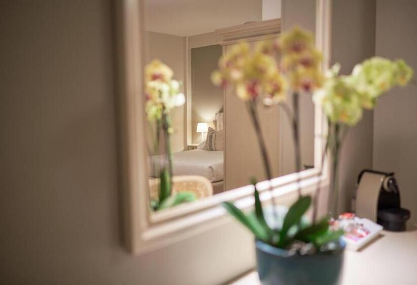 Отель Clodia   Adults Only