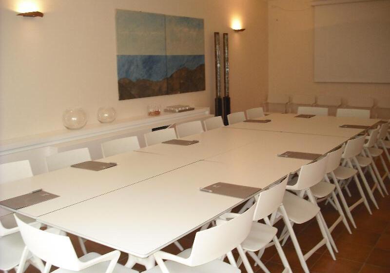 فندق Donna Carmela Resort & Lodges