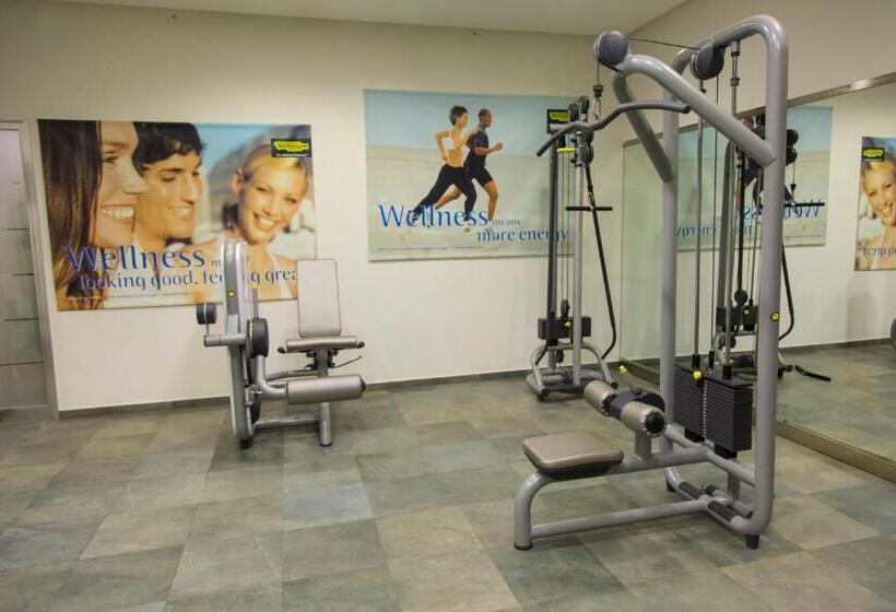 בית מלון כפרי Futura Centro Congressi