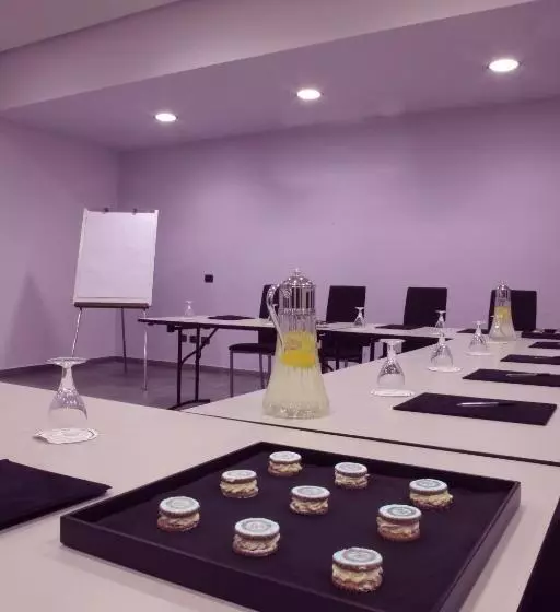 בית מלון כפרי Futura Centro Congressi