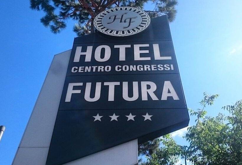 בית מלון כפרי Futura Centro Congressi