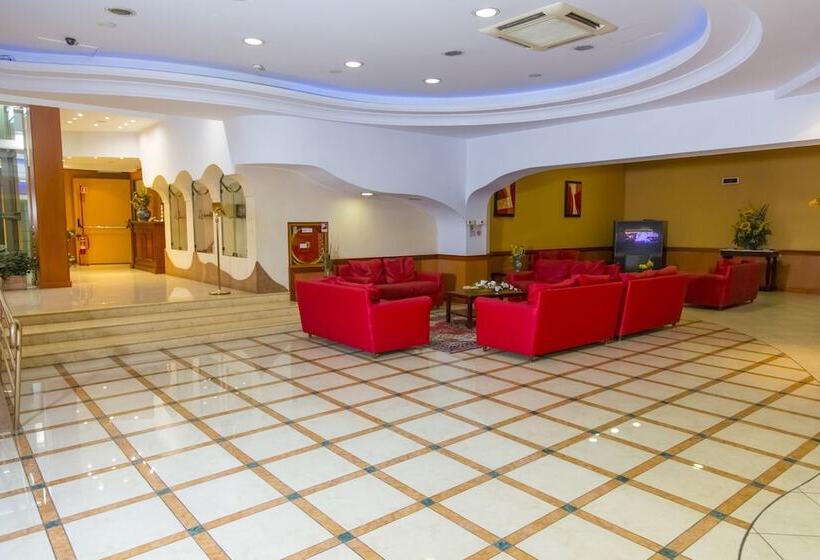 בית מלון כפרי Futura Centro Congressi