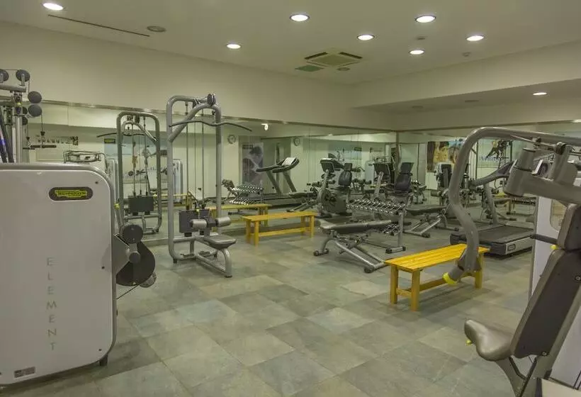 בית מלון כפרי Futura Centro Congressi