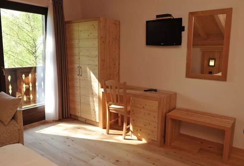 Отель Garni My Ledro