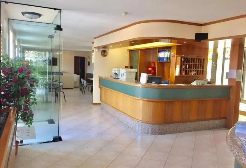 Otel Lido