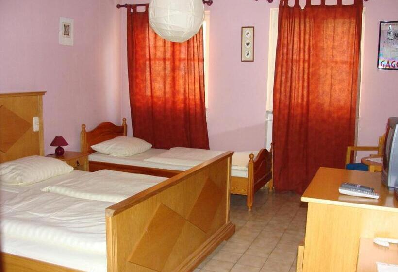 酒店 Pension Mona Lisa