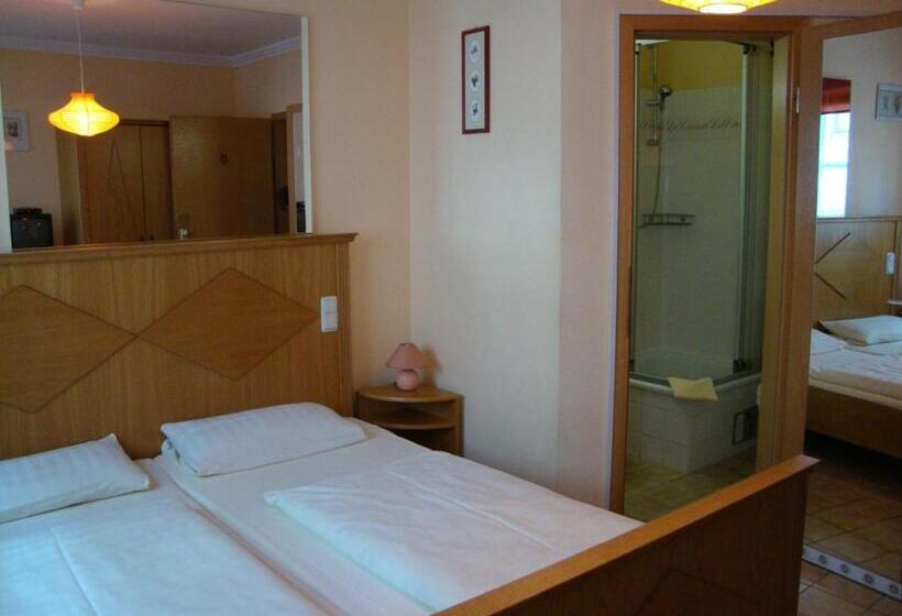 酒店 Pension Mona Lisa