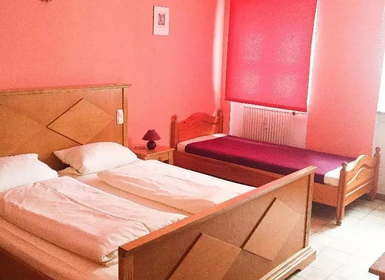 호텔 Pension Mona Lisa