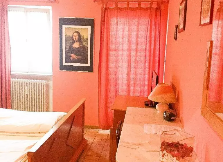 호텔 Pension Mona Lisa