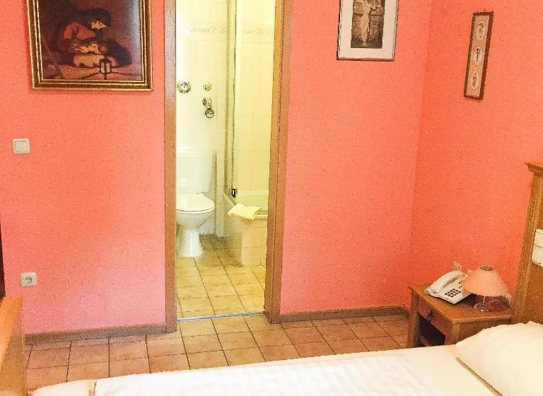 酒店 Pension Mona Lisa