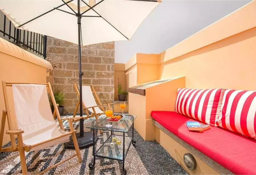 هتل Rodos Niohori Elite Suites Boutique