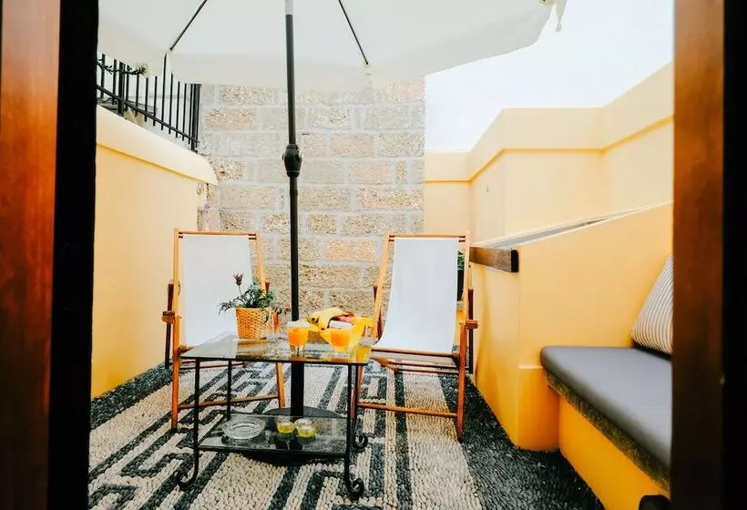 هتل Rodos Niohori Elite Suites Boutique