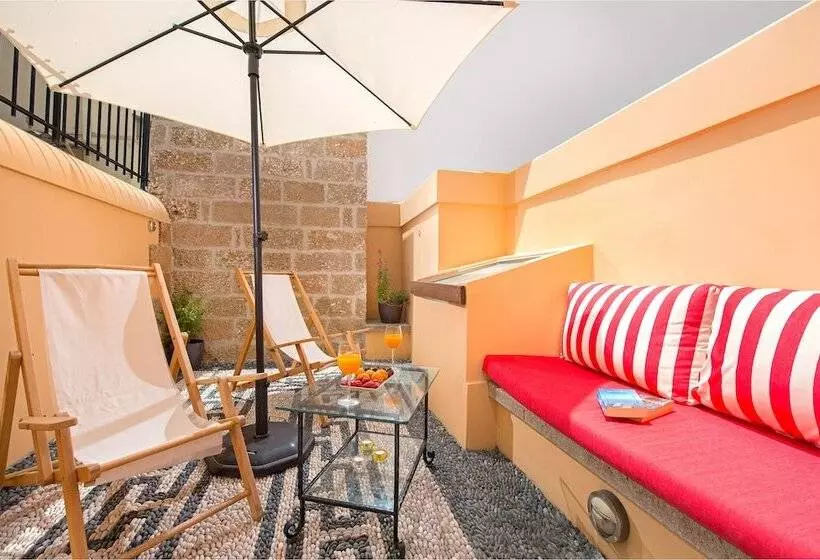 هتل Rodos Niohori Elite Suites Boutique