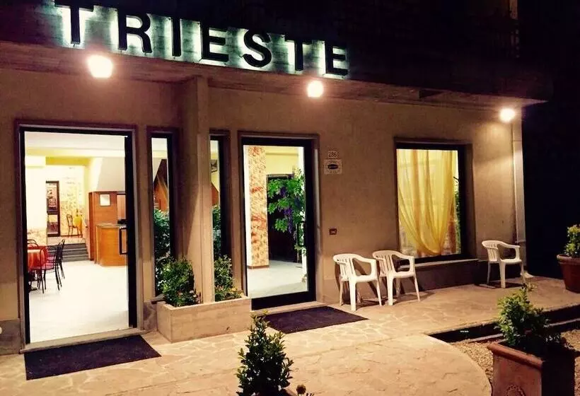 Hotel Trieste