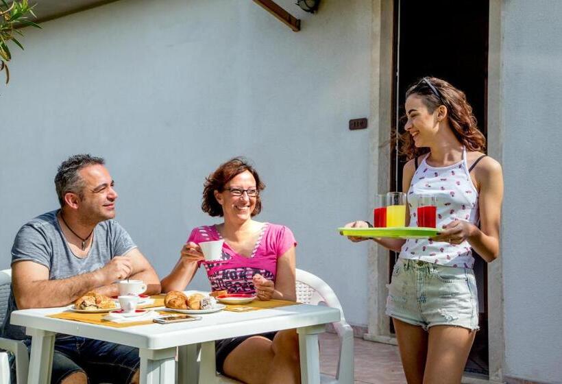 בית מלון כפרי Tris