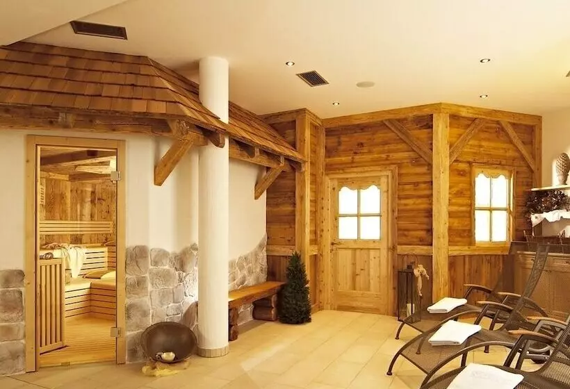 Отель Wiesenhof Gardenresort