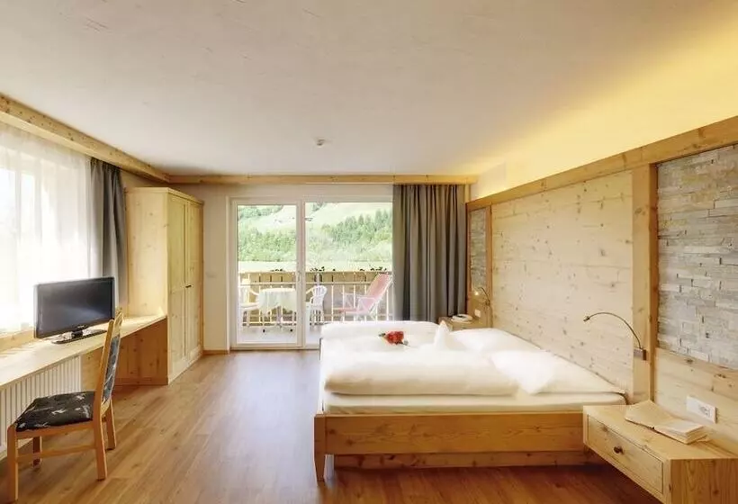 Отель Wiesenhof Gardenresort