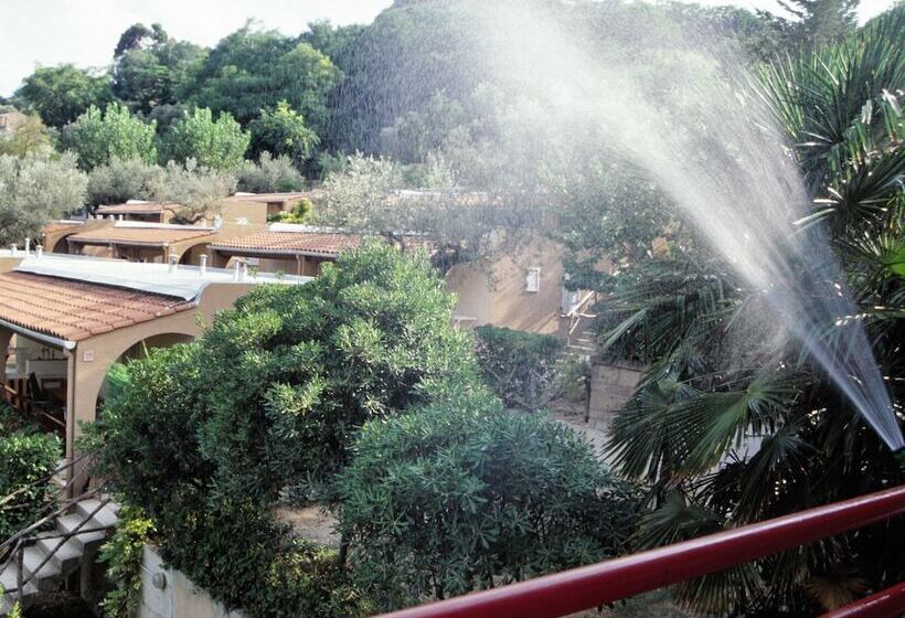 Ihr Europe Garden Village