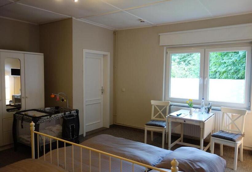 צימר Pension Am Waldesrand