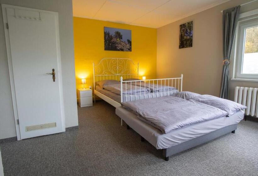 צימר Pension Am Waldesrand