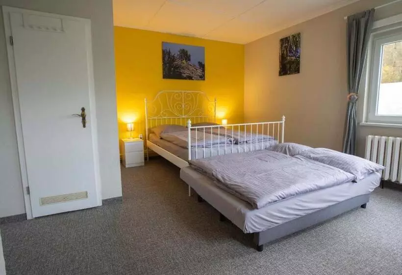 צימר Pension Am Waldesrand