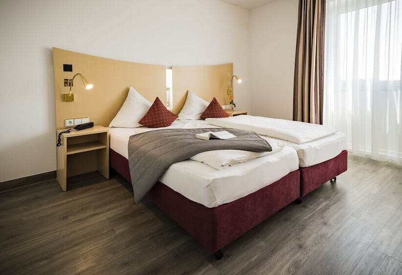City Hotel Garni