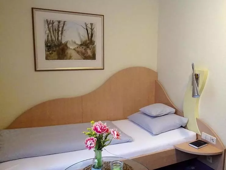 ホテル Eberbacher Hof