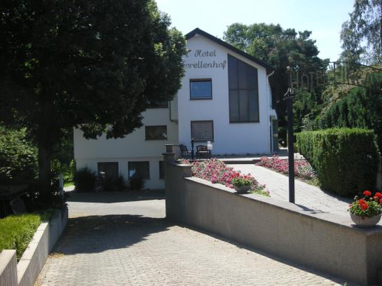 ホテル Forellenhof