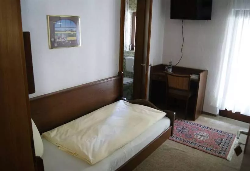 Отель Gastehaus Charlotte