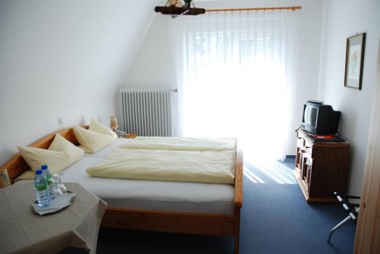 Bed and Breakfast Gasthaus-pension Waldhaus