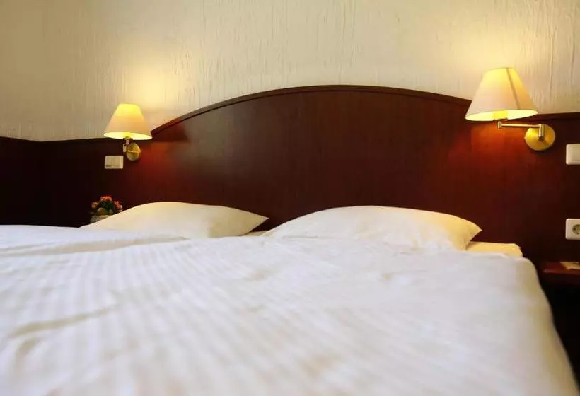 ホテル Restaurant Jägerhof