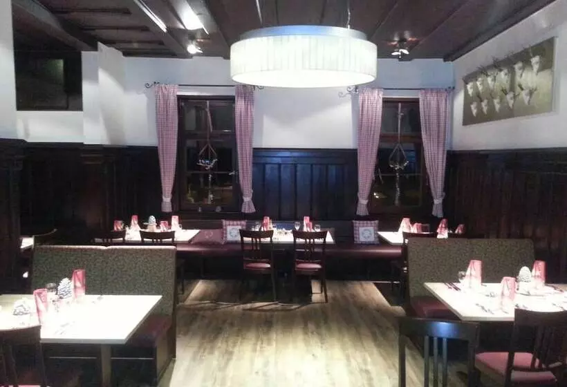 هتل Jagerhaus In Esslingen