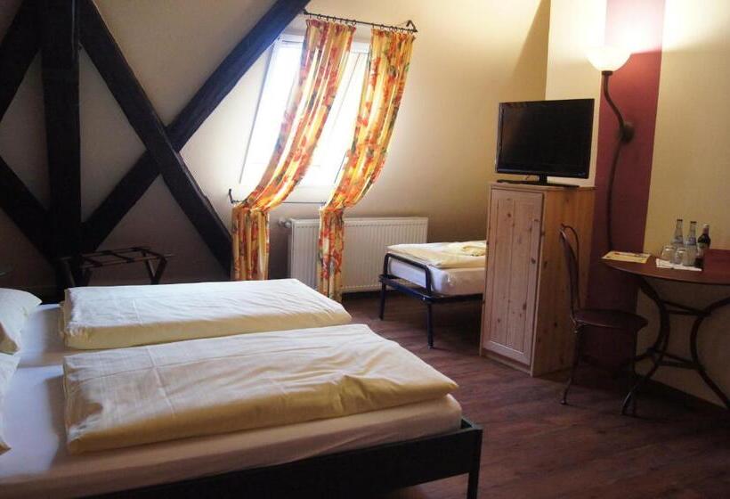 Hotelli Land Gast Hof Walkmühle