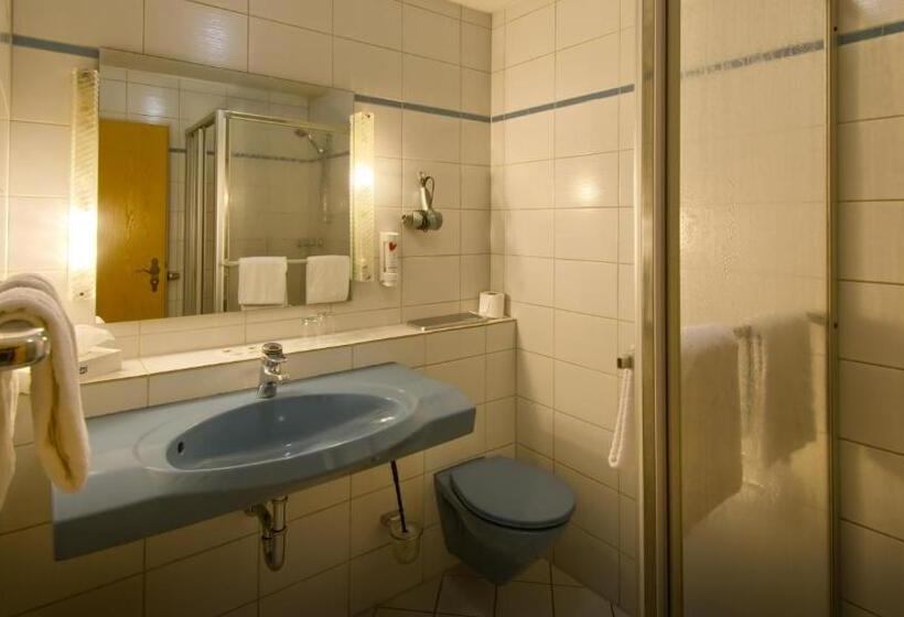 فندق Landgasthof Zum Schwanen