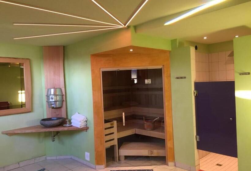 فندق Landgasthof Zum Schwanen